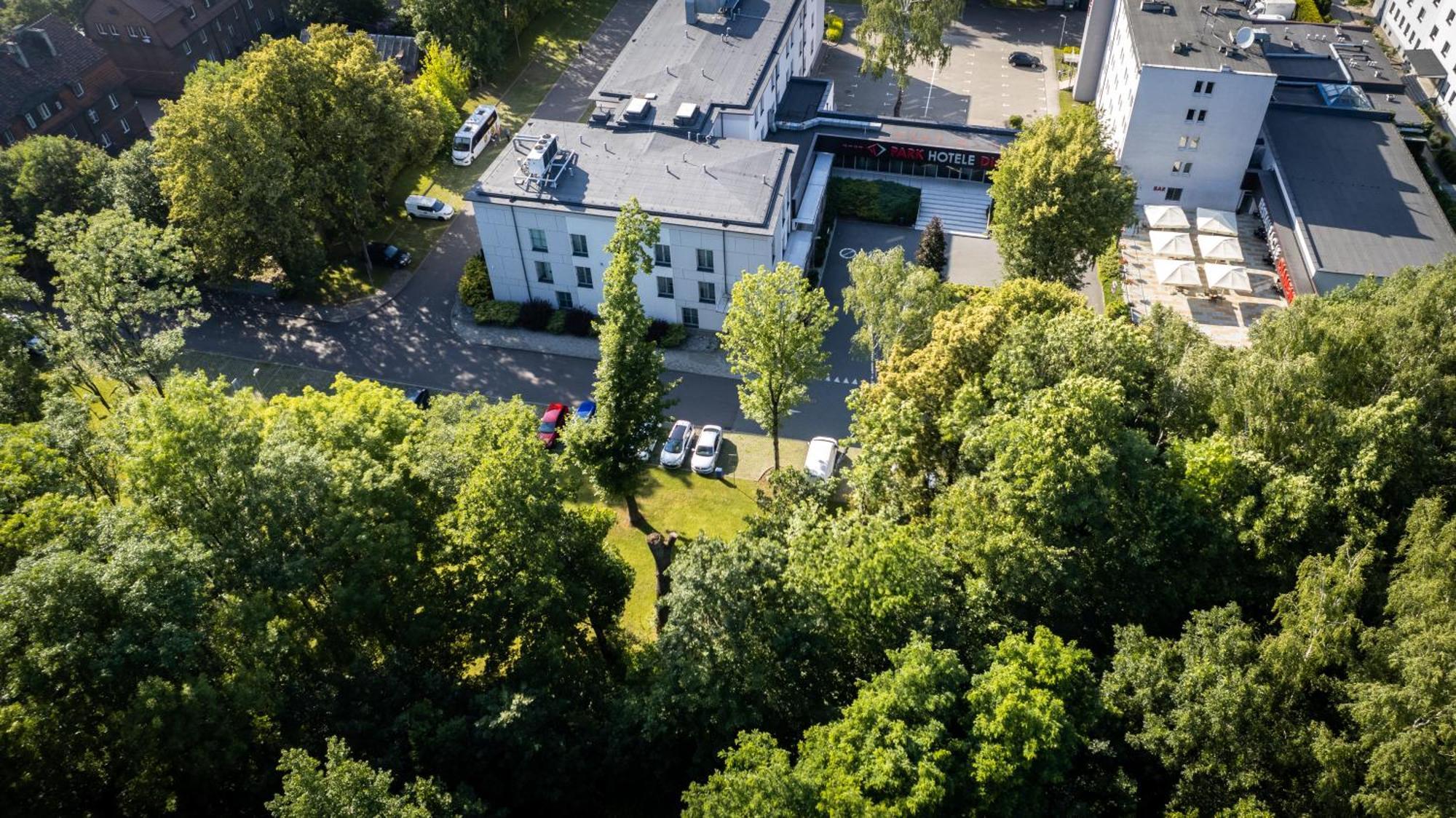Hotel Diament Zabrze - Gliwice Εξωτερικό φωτογραφία