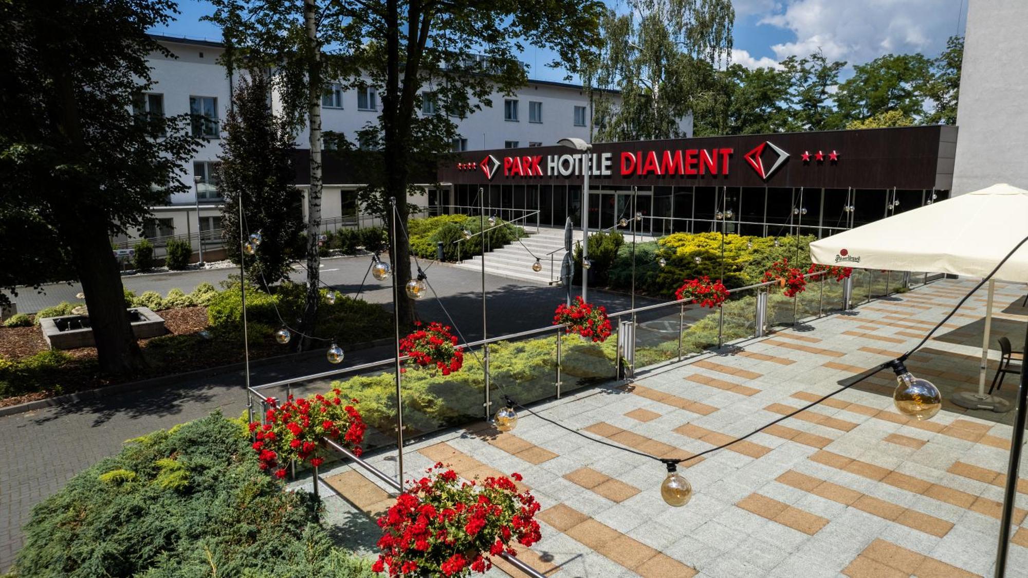 Hotel Diament Zabrze - Gliwice Εξωτερικό φωτογραφία
