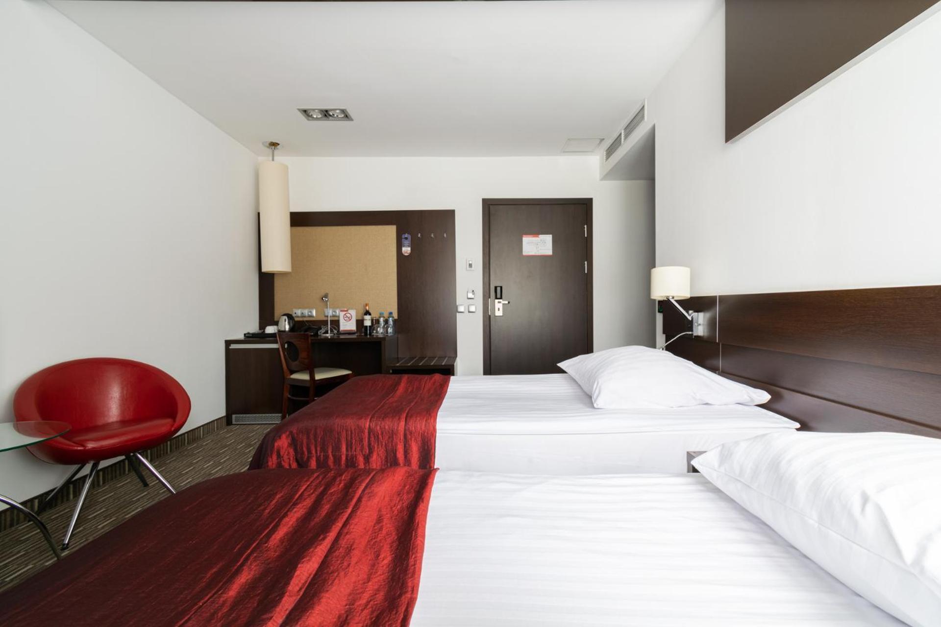 Hotel Diament Zabrze - Gliwice Εξωτερικό φωτογραφία