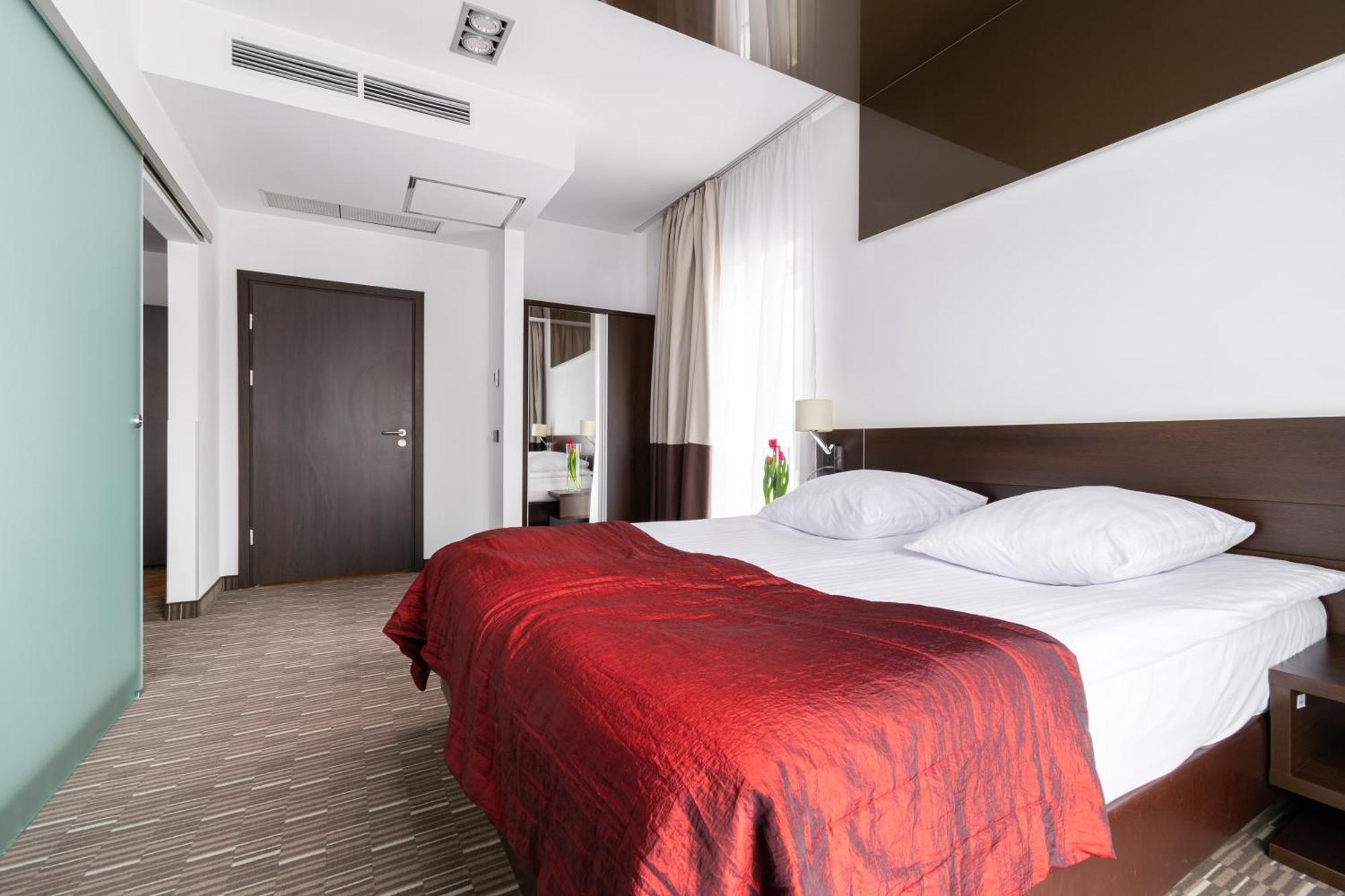 Hotel Diament Zabrze - Gliwice Εξωτερικό φωτογραφία