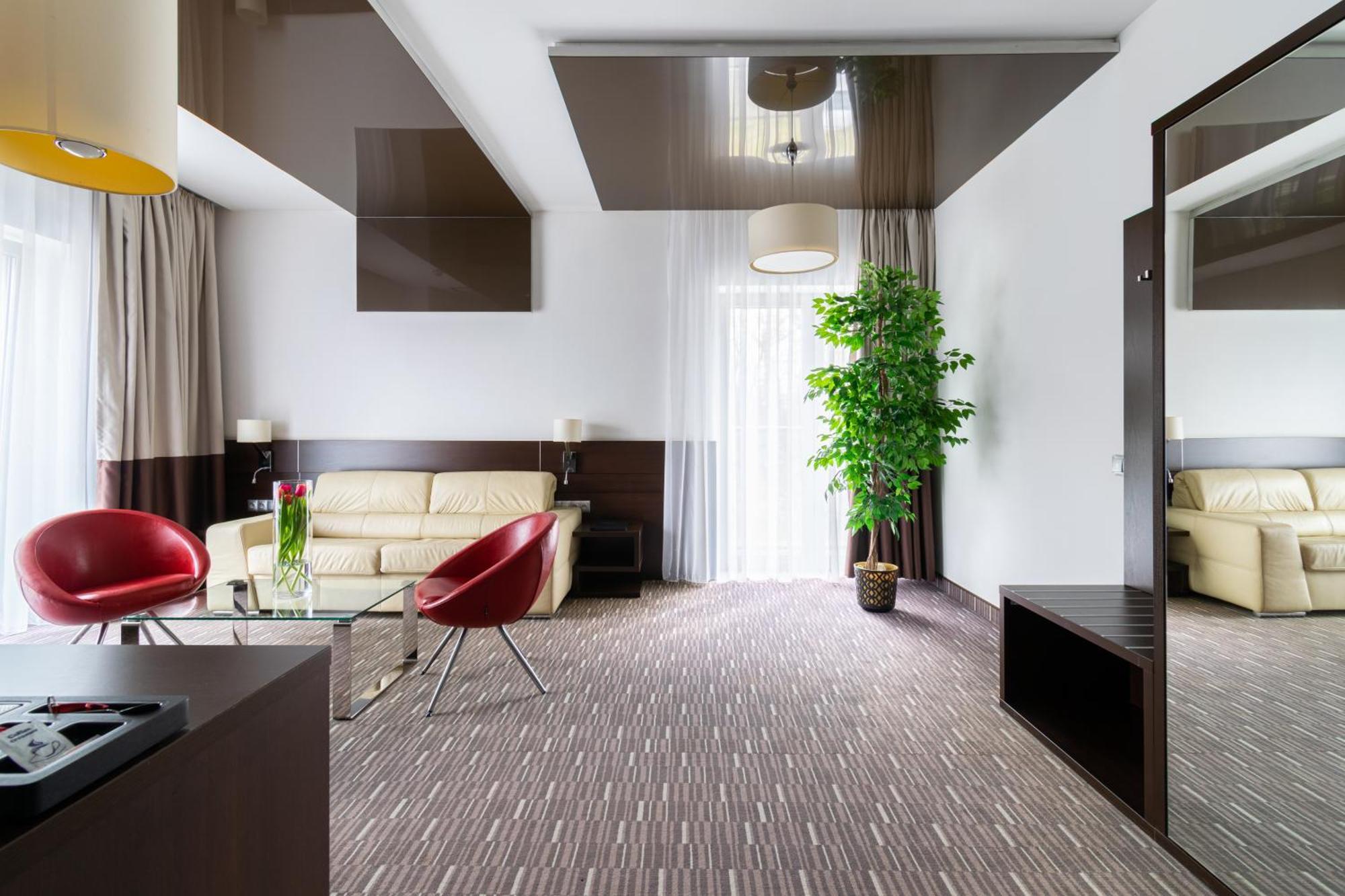 Hotel Diament Zabrze - Gliwice Εξωτερικό φωτογραφία