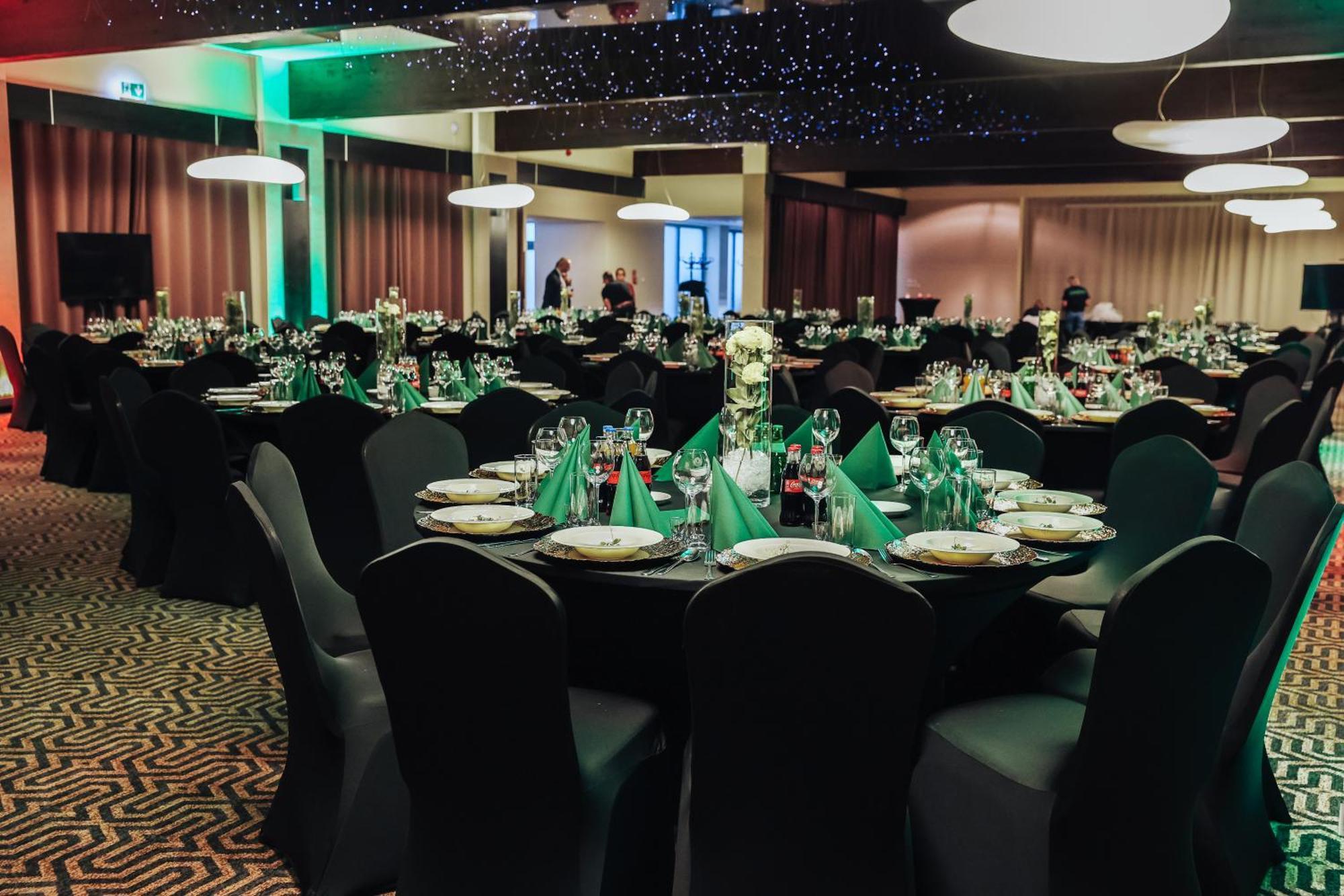 Hotel Diament Zabrze - Gliwice Εξωτερικό φωτογραφία